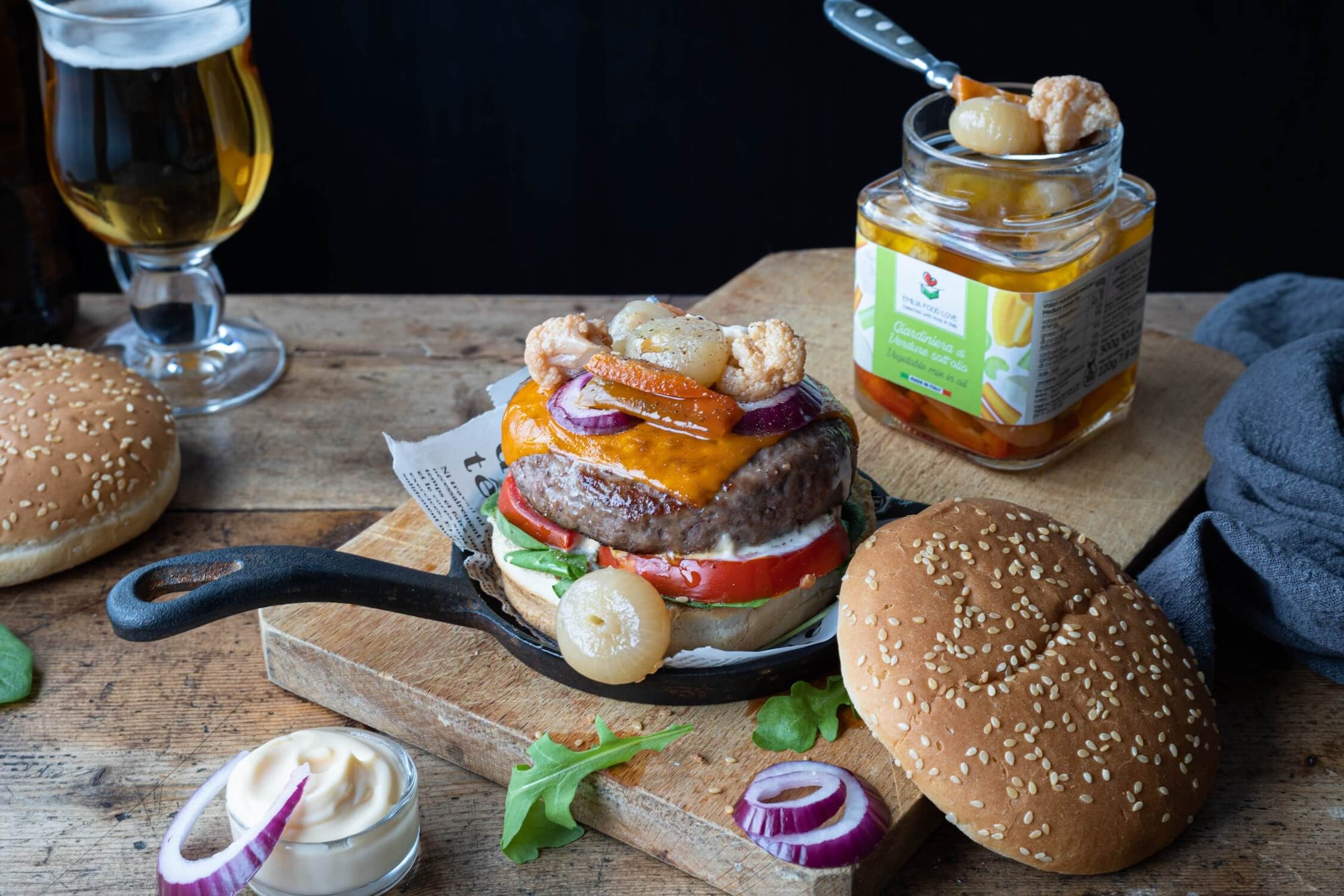 HAMBURGER with vegetable mix in oil